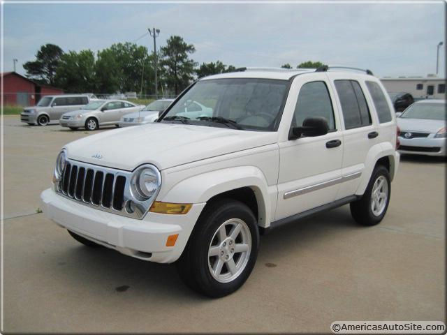 Jeep Liberty 2006 photo 2