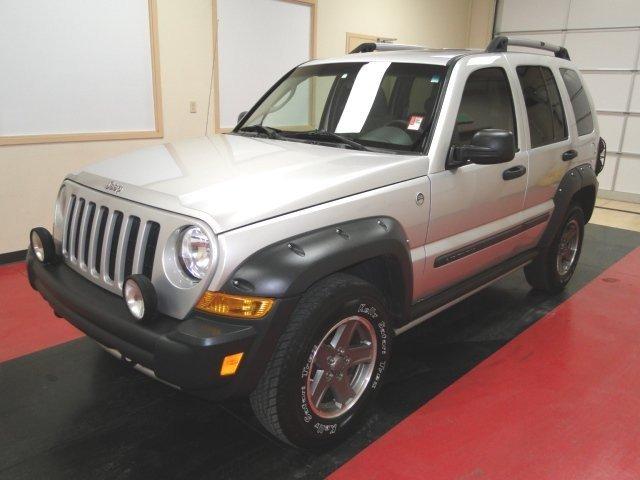 Jeep Liberty 2006 photo 2