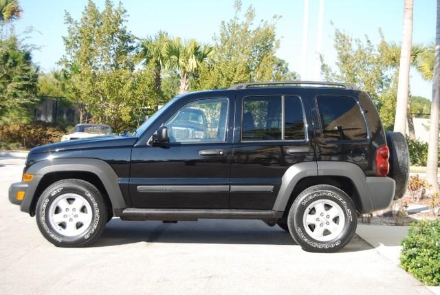 Jeep Liberty 2006 photo 1