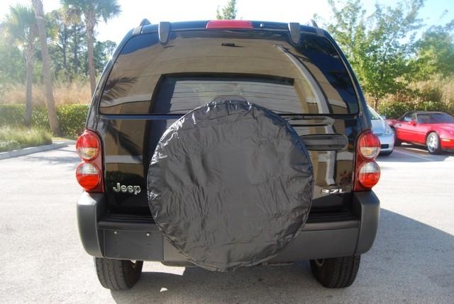 Jeep Liberty 2006 photo 3