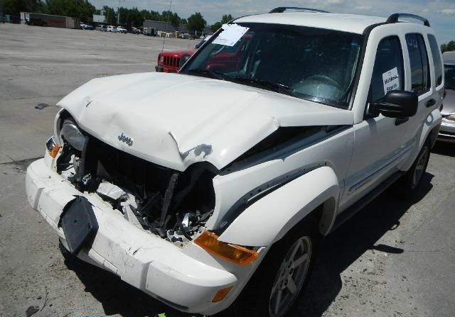 Jeep Liberty 2006 photo 4