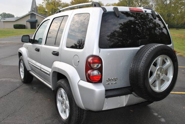 Jeep Liberty 2006 photo 5