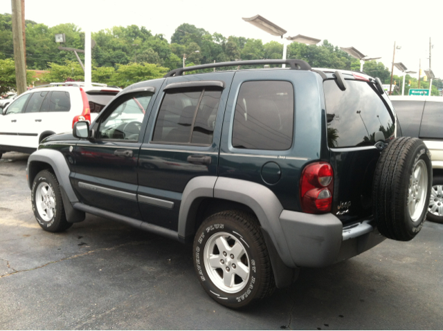 Jeep Liberty 2006 photo 1