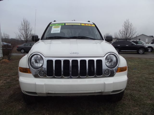 Jeep Liberty 2006 photo 4