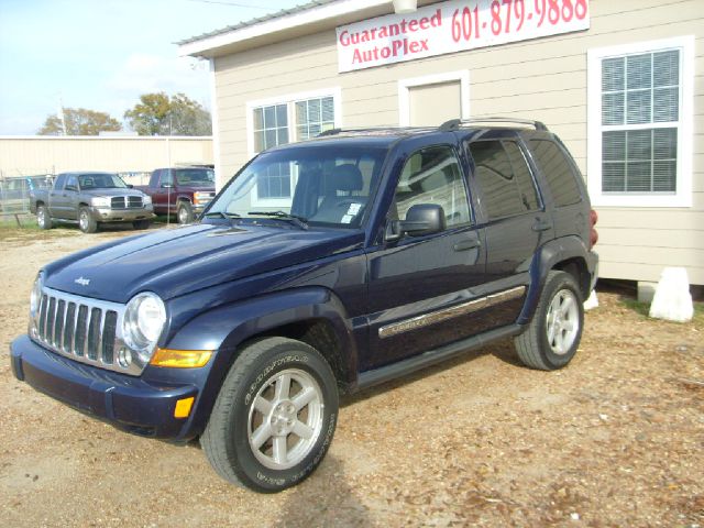 Jeep Liberty 2006 photo 1