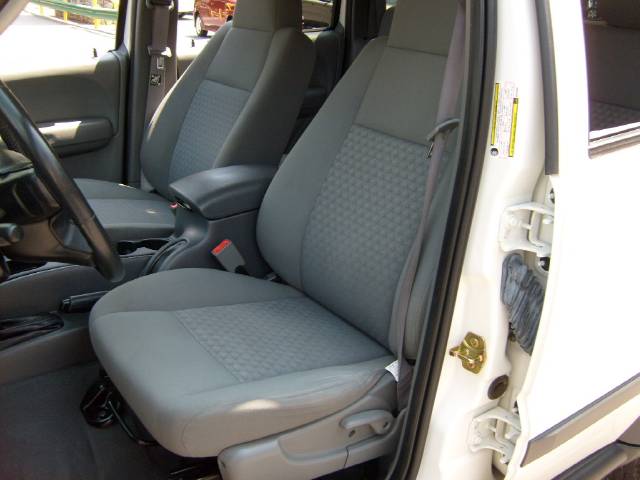 Jeep Liberty 2006 photo 4