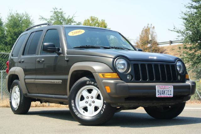 Jeep Liberty 2006 photo 1