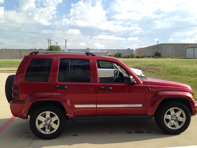 Jeep Liberty 2006 photo 19