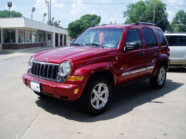 Jeep Liberty 2006 photo 3