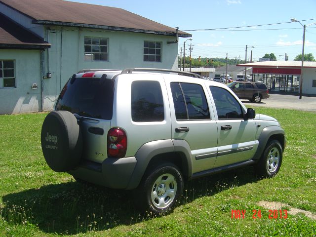 Jeep Liberty 2006 photo 5