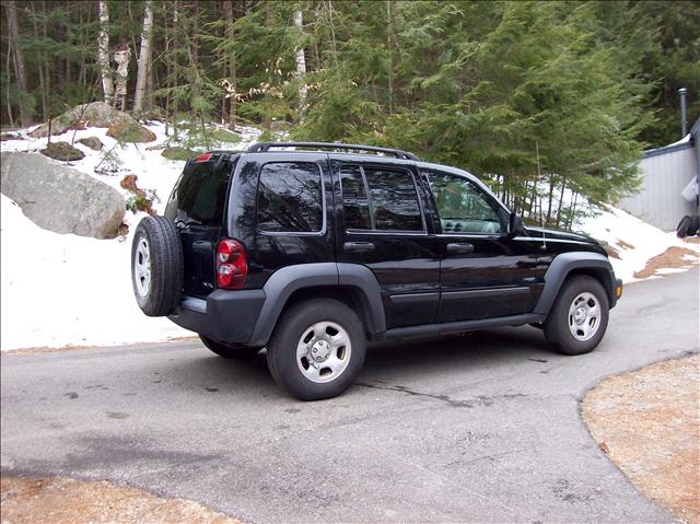 Jeep Liberty 2006 photo 1