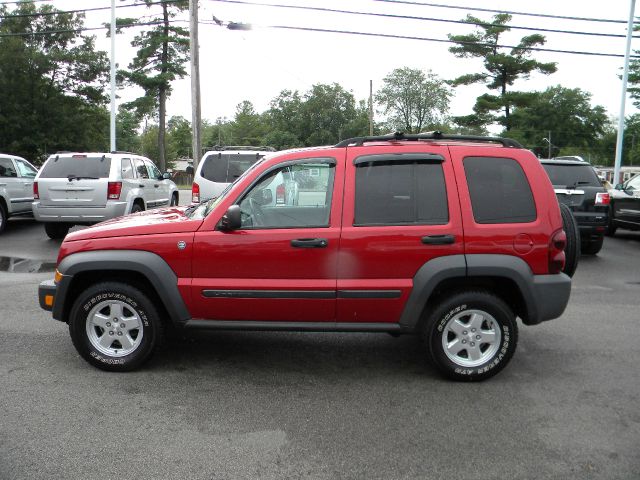 Jeep Liberty 2006 photo 4