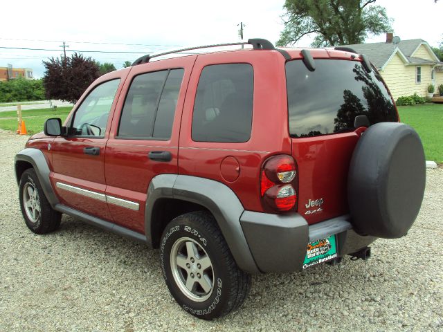 Jeep Liberty 2006 photo 3