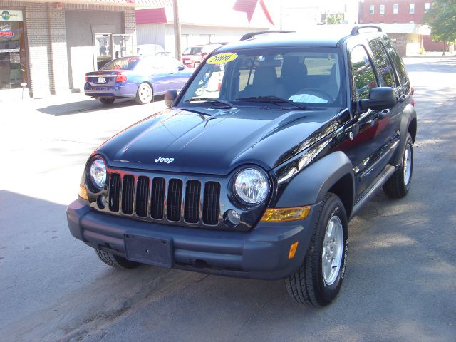 Jeep Liberty 2006 photo 4