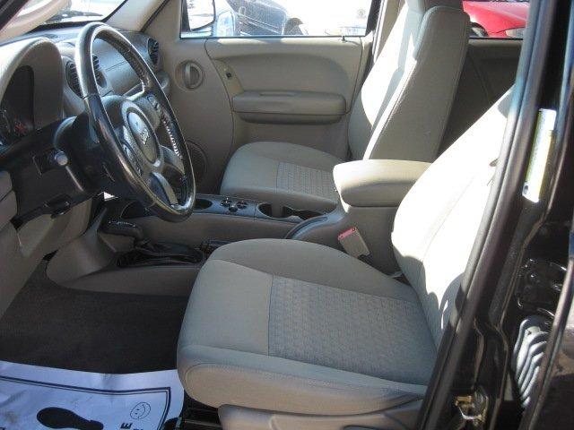 Jeep Liberty 2006 photo 1