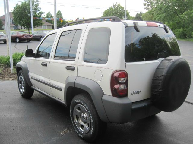 Jeep Liberty 2006 photo 5