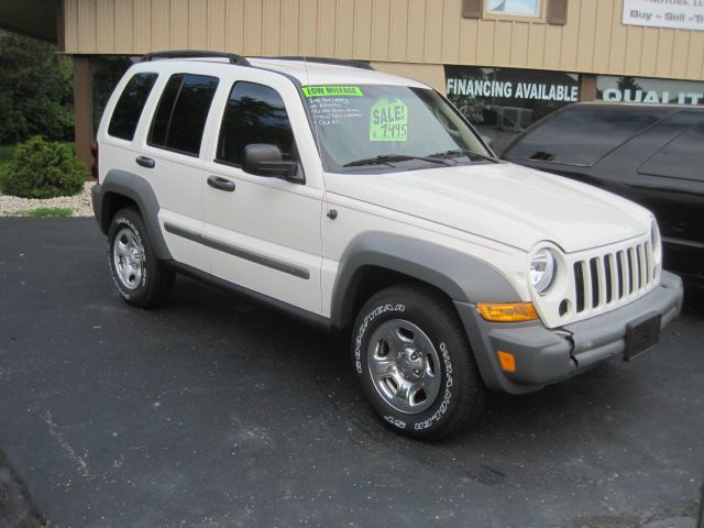 Jeep Liberty 2006 photo 7