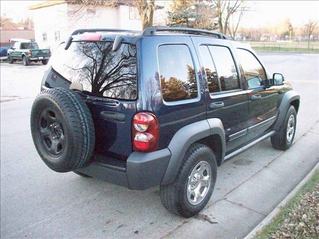 Jeep Liberty 2006 photo 3