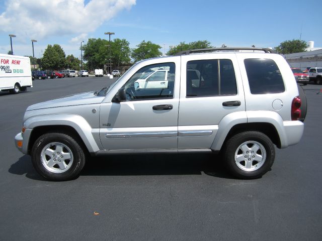 Jeep Liberty 2006 photo 1