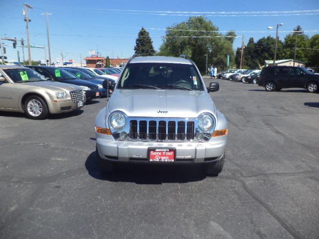 Jeep Liberty 2006 photo 4