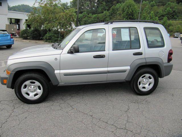 Jeep Liberty 2006 photo 2