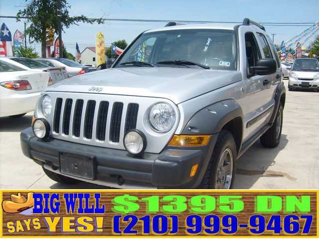 Jeep Liberty 2006 photo 2