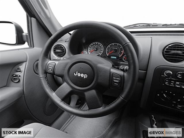 Jeep Liberty 2006 photo 4