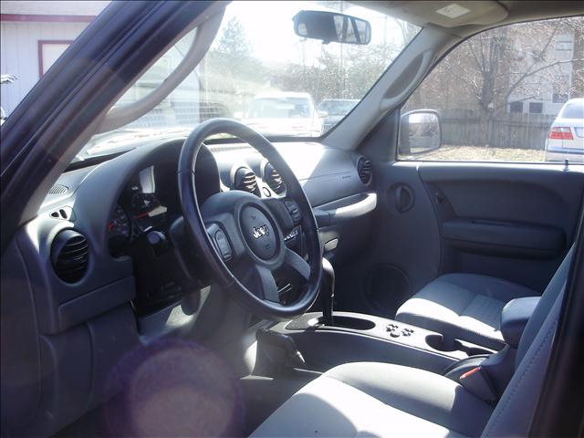 Jeep Liberty 2006 photo 3