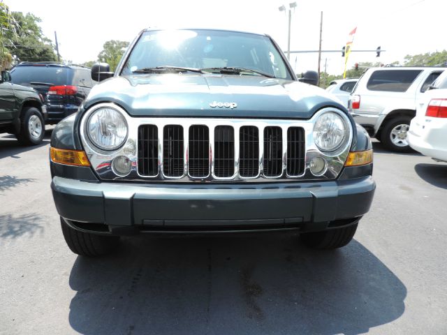 Jeep Liberty 2006 photo 1