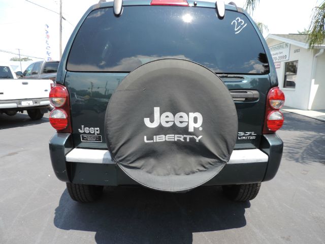 Jeep Liberty 2006 photo 3