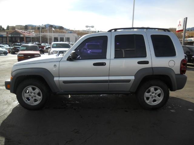 Jeep Liberty 2006 photo 1