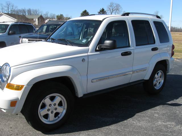 Jeep Liberty Limited 6.8L 4WD Sport Utility