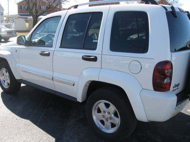 Jeep Liberty 2006 photo 4