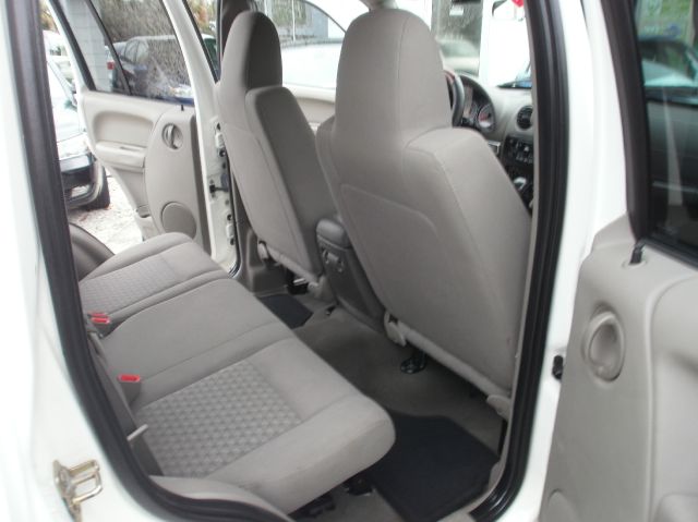 Jeep Liberty 2006 photo 31