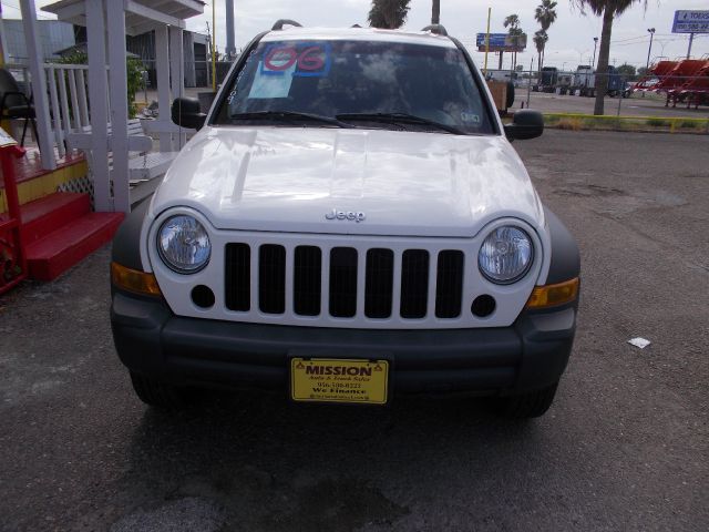 Jeep Liberty 2006 photo 3