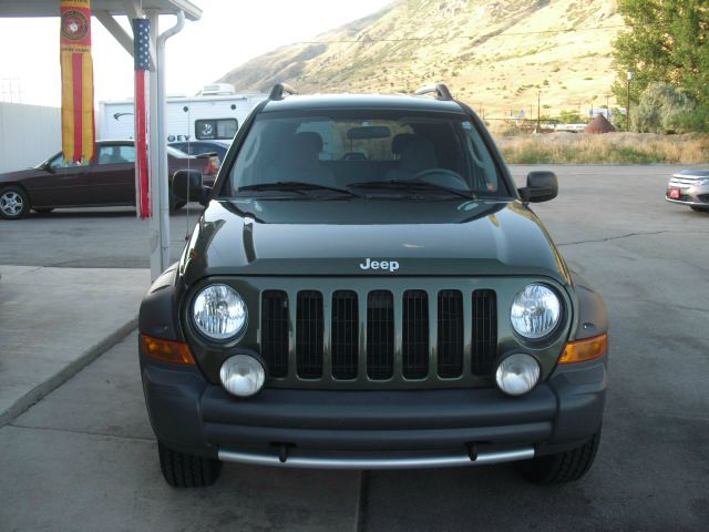 Jeep Liberty 2006 photo 3