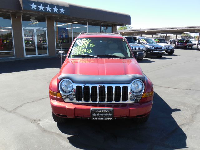 Jeep Liberty 2006 photo 2