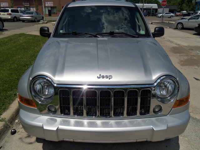 Jeep Liberty 2006 photo 3