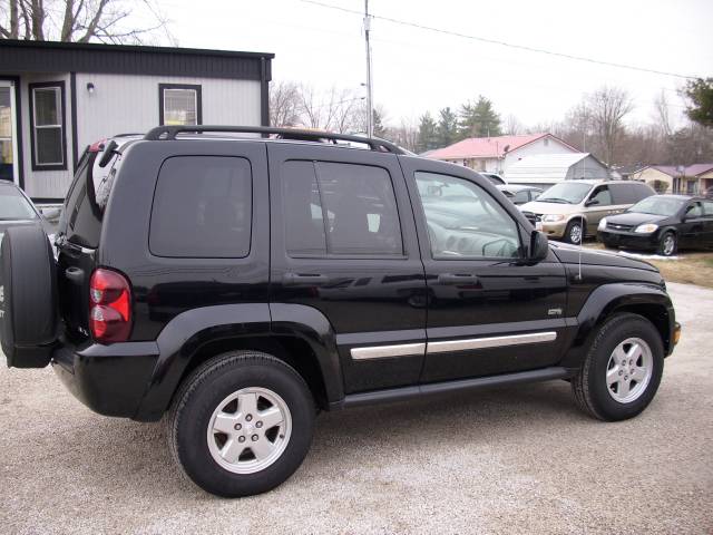 Jeep Liberty 2006 photo 4