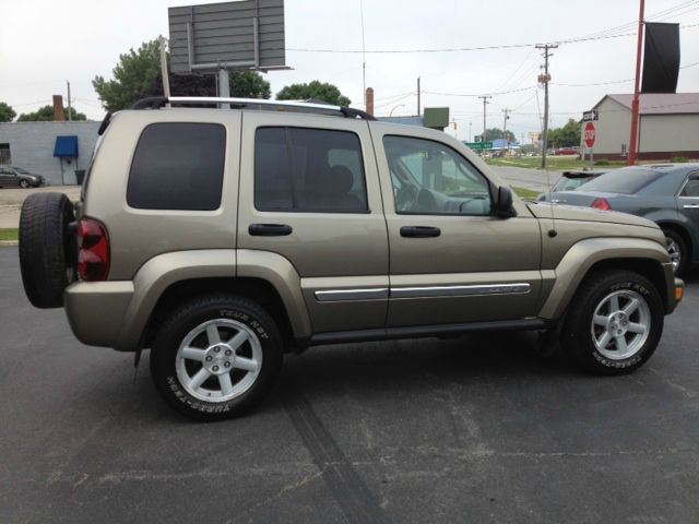 Jeep Liberty 2006 photo 3