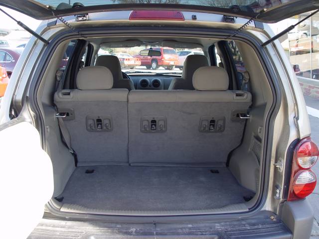 Jeep Liberty 2006 photo 4