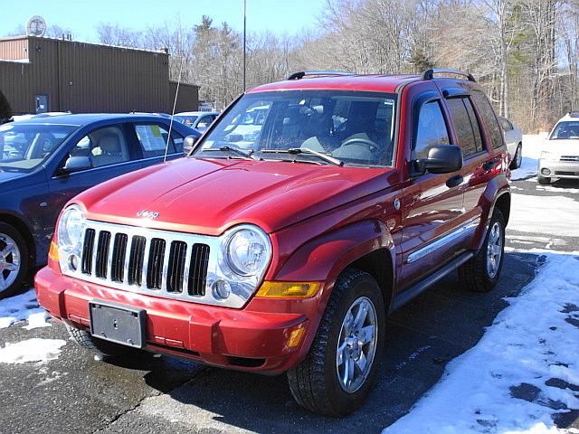 Jeep Liberty 2006 photo 2