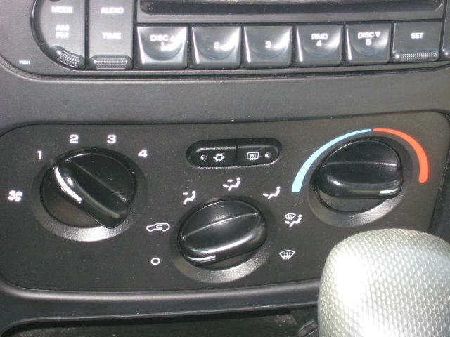 Jeep Liberty 2006 photo 11