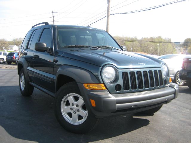 Jeep Liberty 2006 photo 6