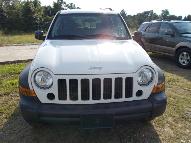 Jeep Liberty Extended Cab V8 LT W/1lt SUV