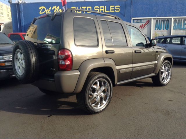 Jeep Liberty 2006 photo 1