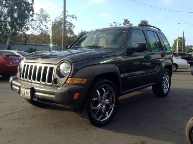 Jeep Liberty 2006 photo 4