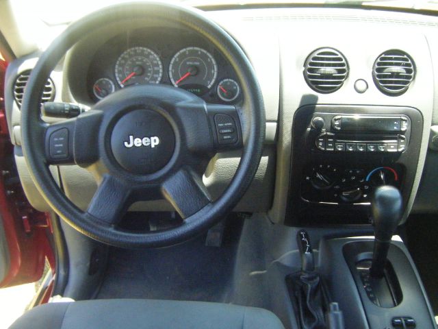 Jeep Liberty 2006 photo 5