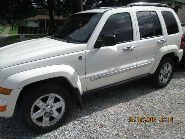 Jeep Liberty 2006 photo 3