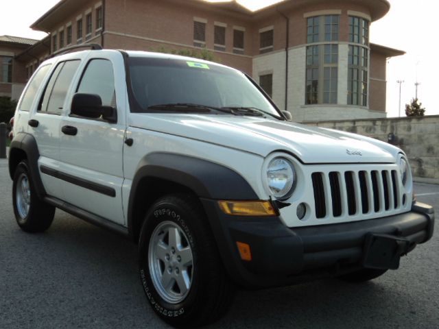 Jeep Liberty 2006 photo 22